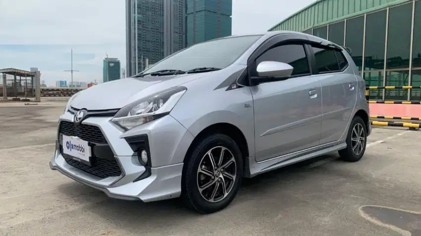 Pajak Panjang - Toyota Agya 1.2 GR Sport Bensin-MT 2022 (HFR)