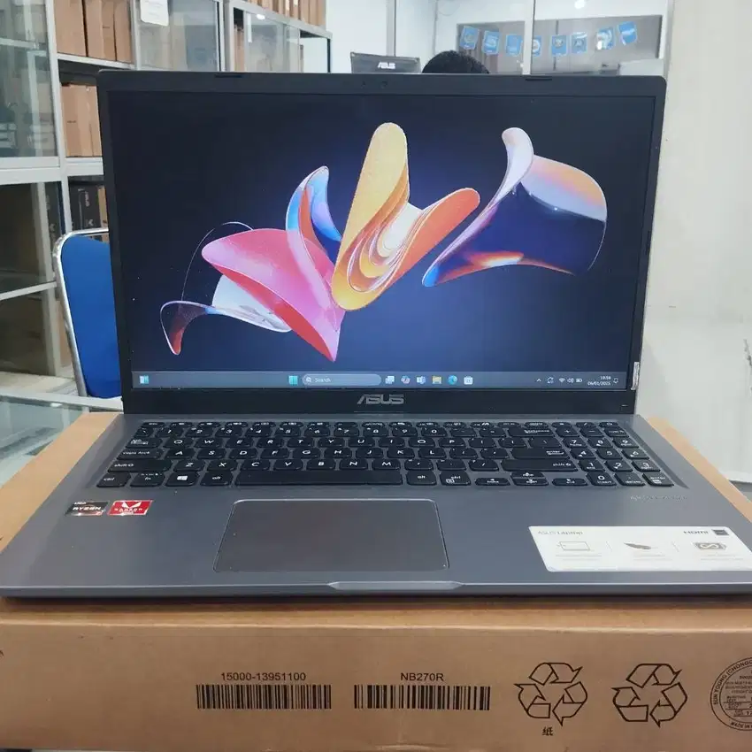 Asus Vivobook X515D Ryzen 7 RAM 16GB SSD 512GB Radeon 10 2GB Mulus