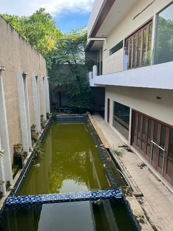 Rumah Mewah plus Kolam Renang dekat Jl Cendrawasih Makassar