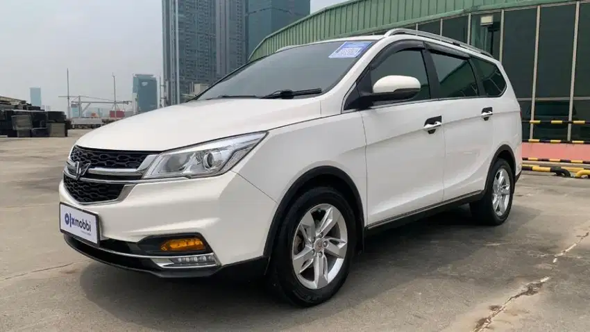 Pajak Panjang - Wuling Cortez 1.5 CT Bensin-MT 2020 Putih (FFR)