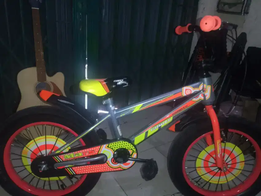 Sepeda BMx ukran ban 18inc