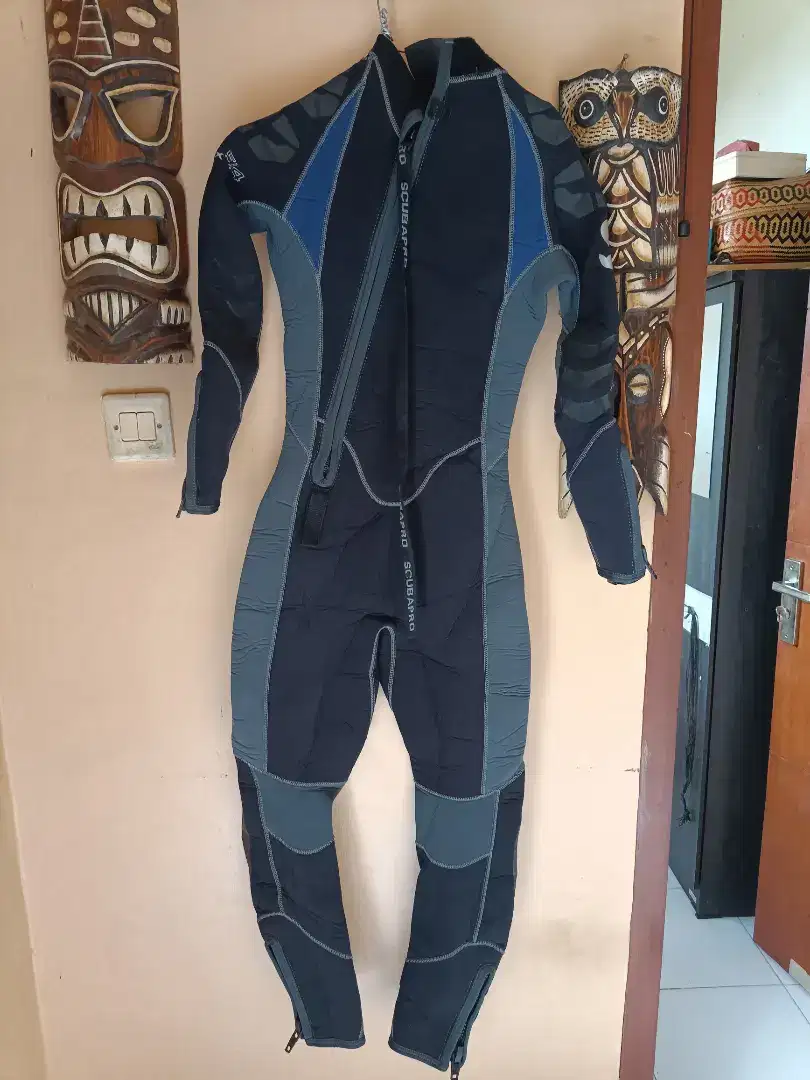 Wetsuit Diving // merk SCUBAPRO