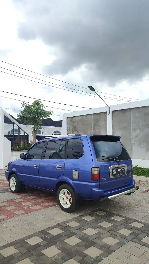 Toyota Kijang SGX 1.8 Efi Tahun 2000