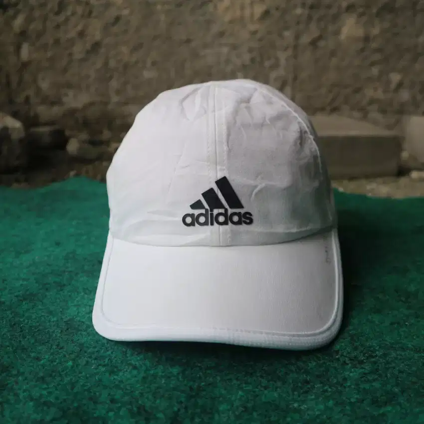 Topi Adidas outdoor