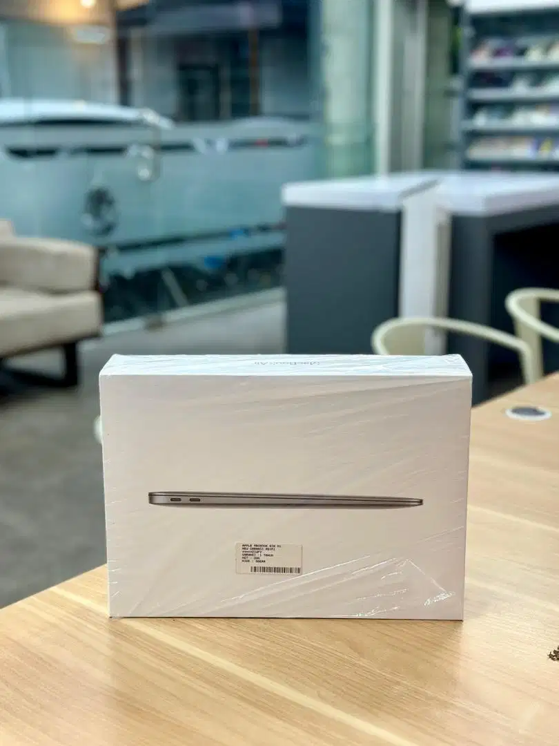 Macbook Air M1 256Gb New Garansi Resmi !!