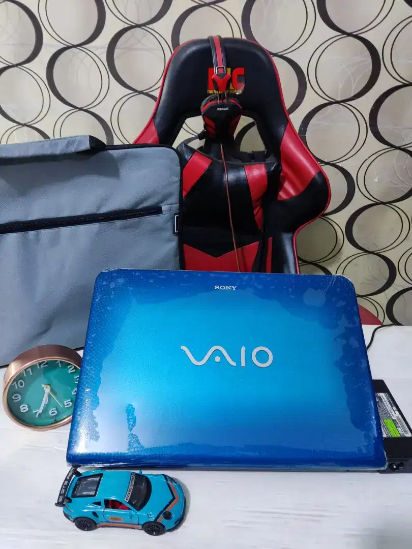 Laptop SONY VAIO VPCEA36FG BLUE [SSD + VGA RADEON]