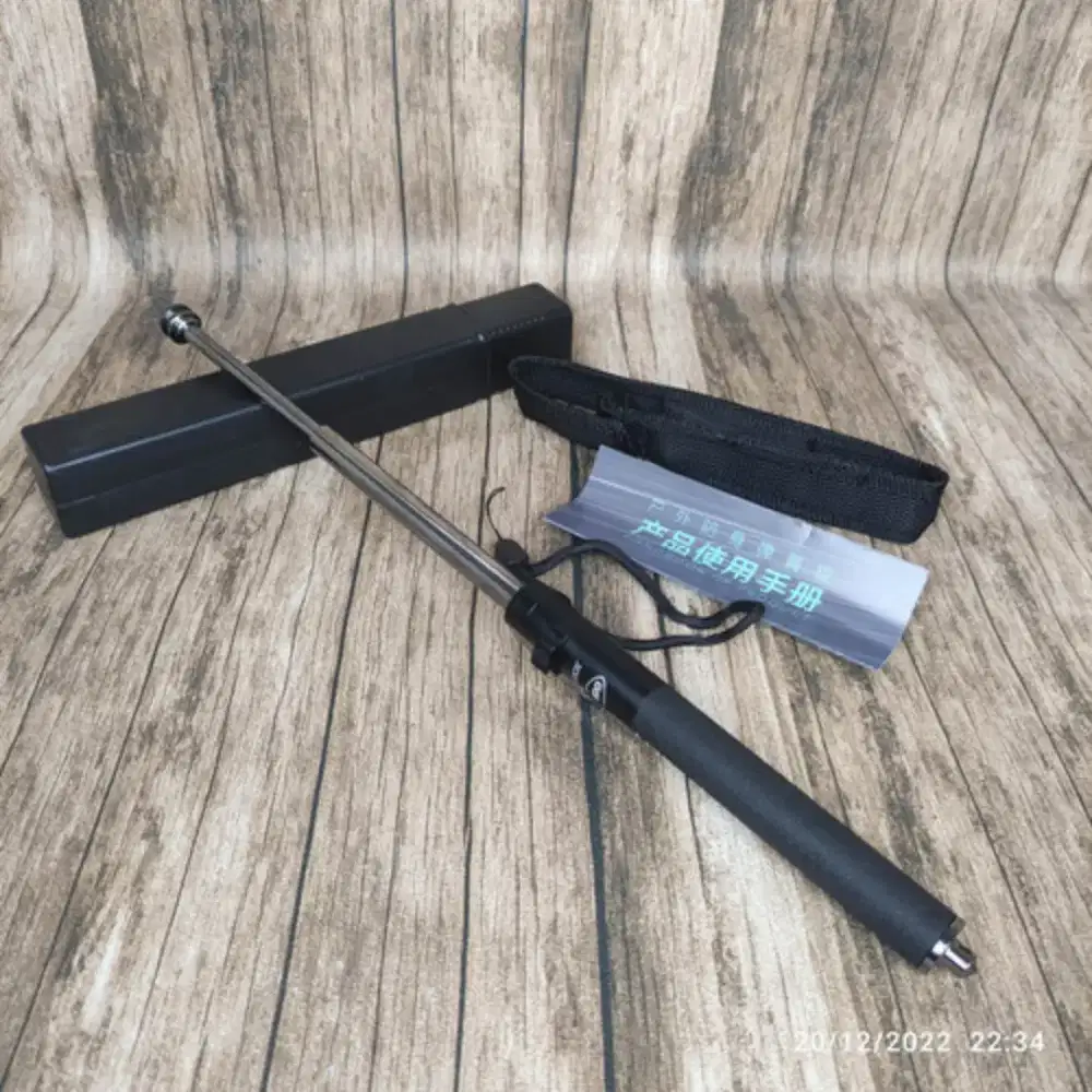 B͎A͎T͎O͎N͎ STICK Tombol otomatis keluar