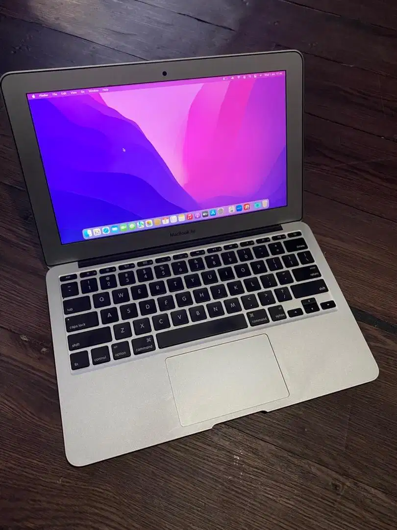 Macbook Air 2015 i5 ram 8GB ssd 128GB