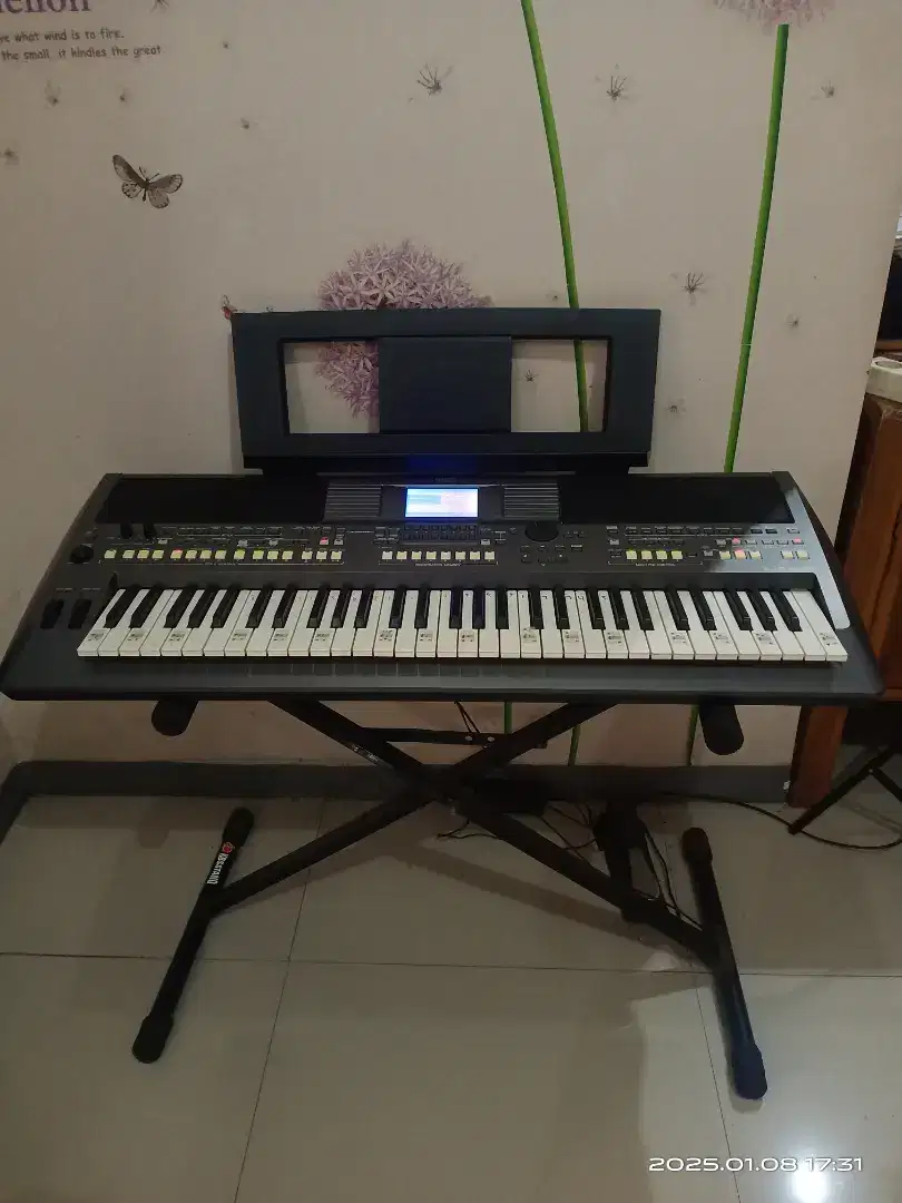 Keyboard Yamaha PSR-S670