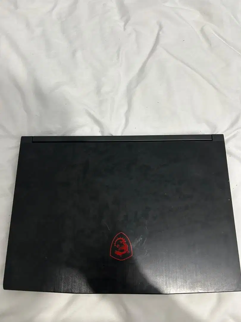 Laptop Gaming MSI GF63 (nego)