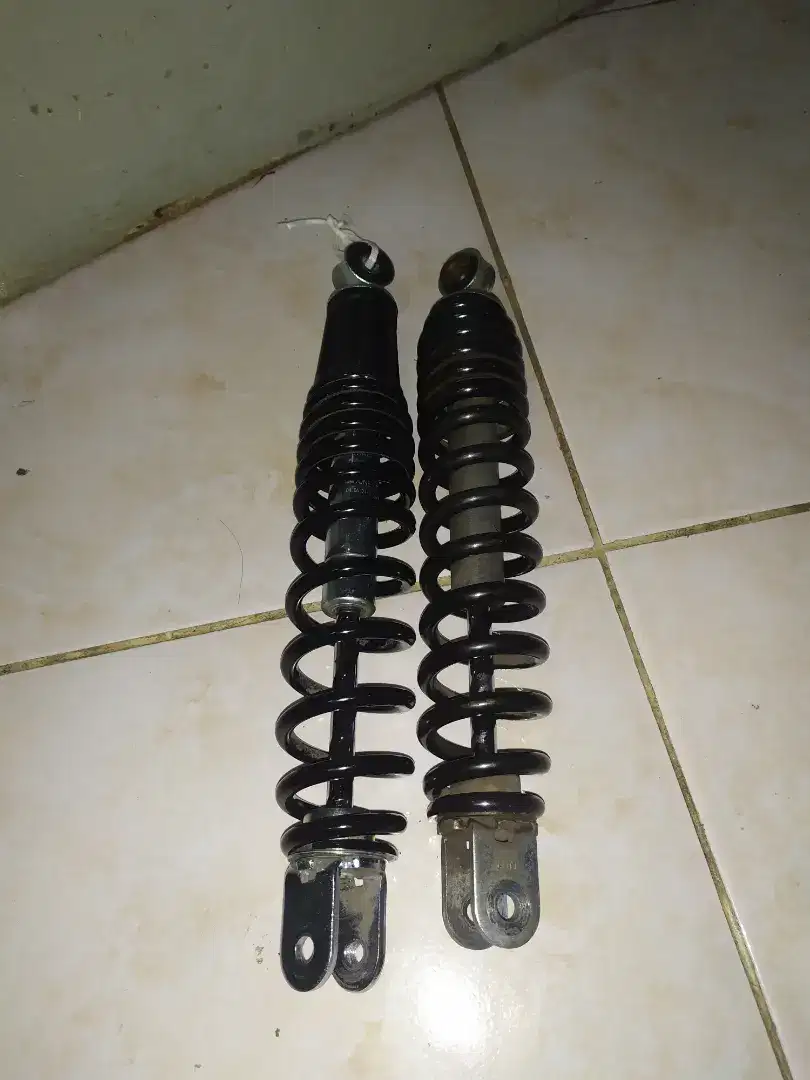 Shock belakang Fazzio,& fino 125