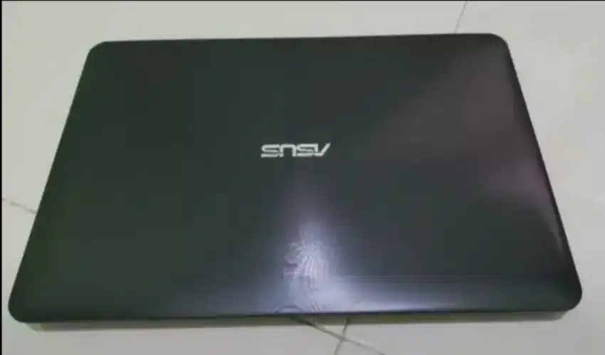 Jual laptop Asus bekas lancar mulus