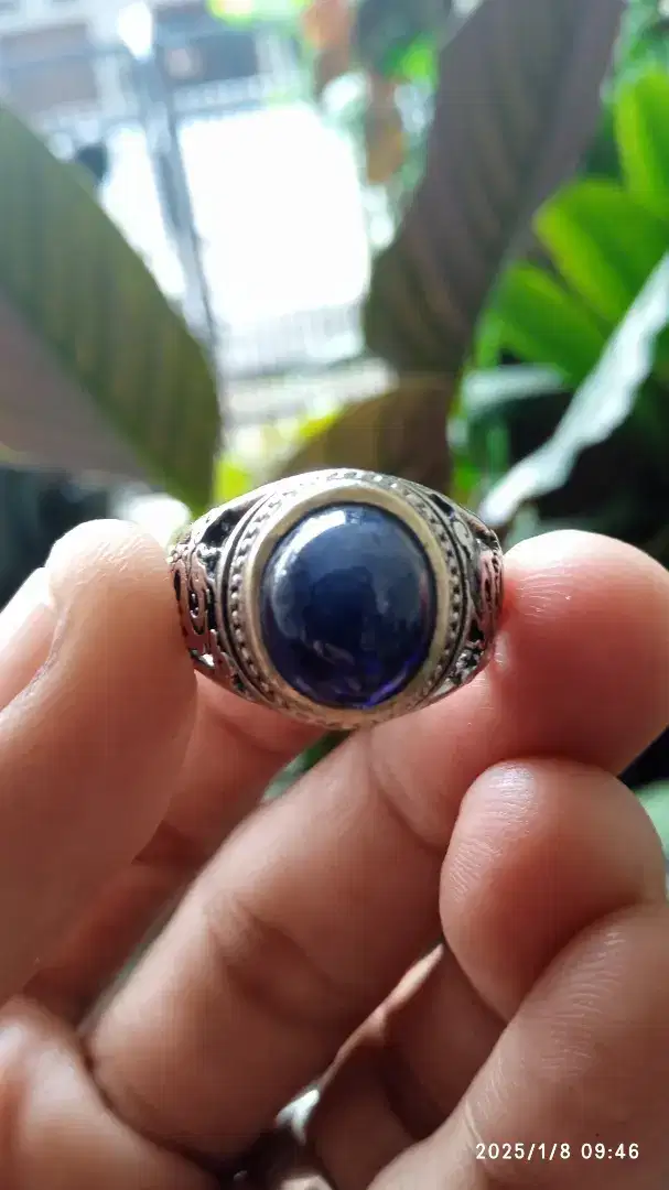 NATURAL ROYAL BLUE SAFIR