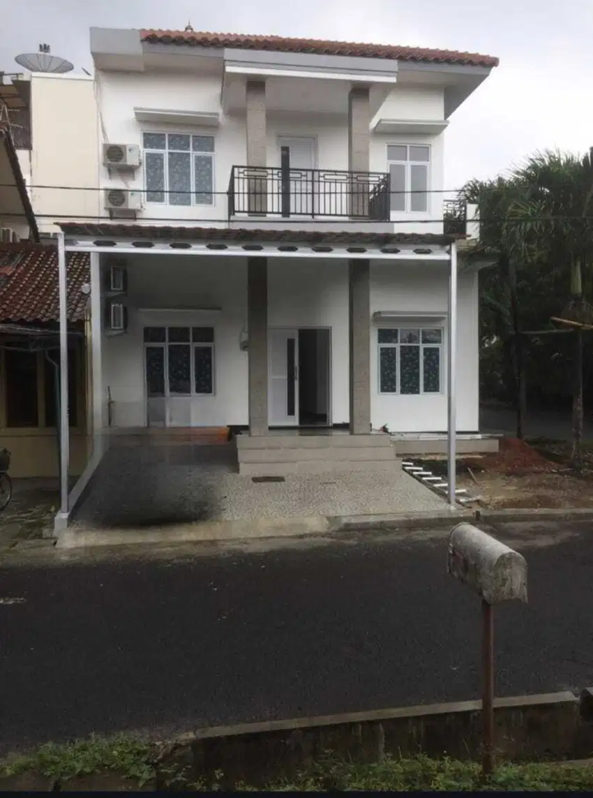 Dijual Cepat Rumah Kost Rapih Taman Parahyangan - Karawaci