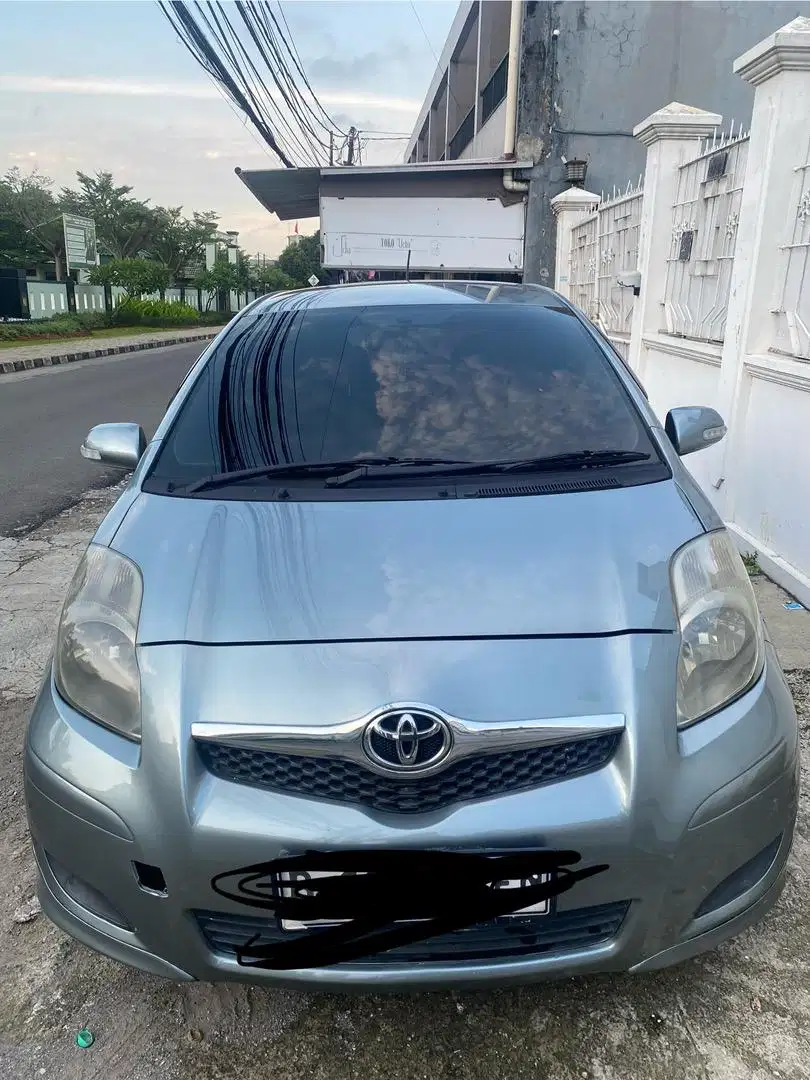 Toyota Yaris 2009 type E / AT Bensin