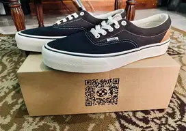 FORSALE BRAND NEW VANS ERA VR3 (UK 40.5)