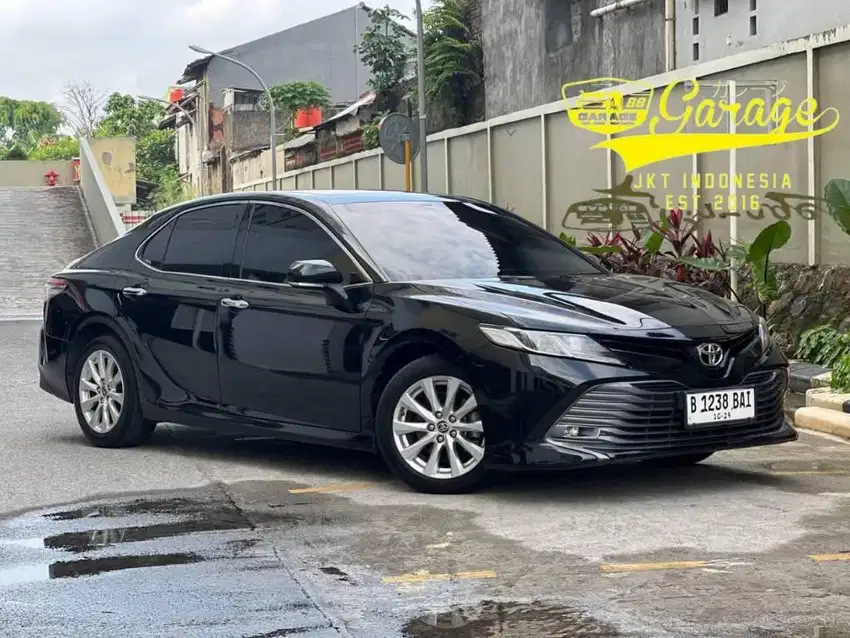 Toyota Camry 2.5 V AT 2019 Hitam