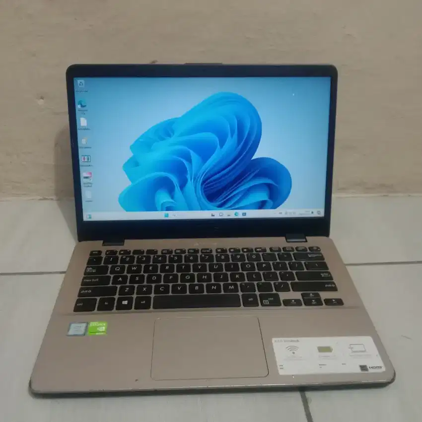 Laptop Asus X405UQ Intel Core i5-7200