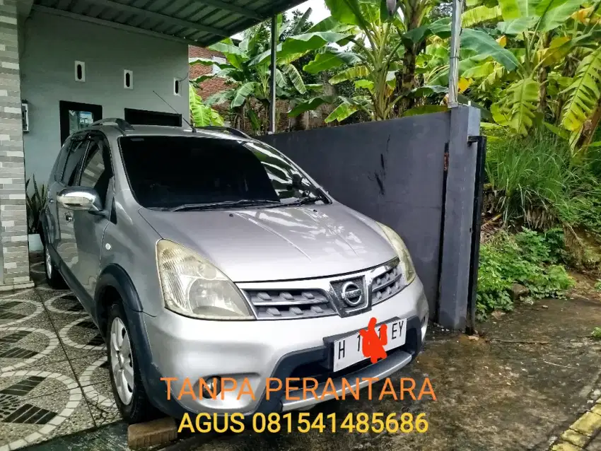 DI JUAL CEPAT TANPA PERANTARA NISSAN LIVINA X-GEAR 2010 MATIC