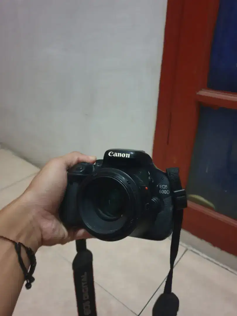 Kamera DSLR Canon EOS 600D