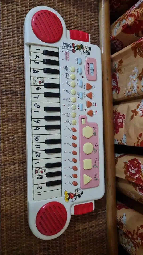 Mainan Anak Keyboard (Bekas)