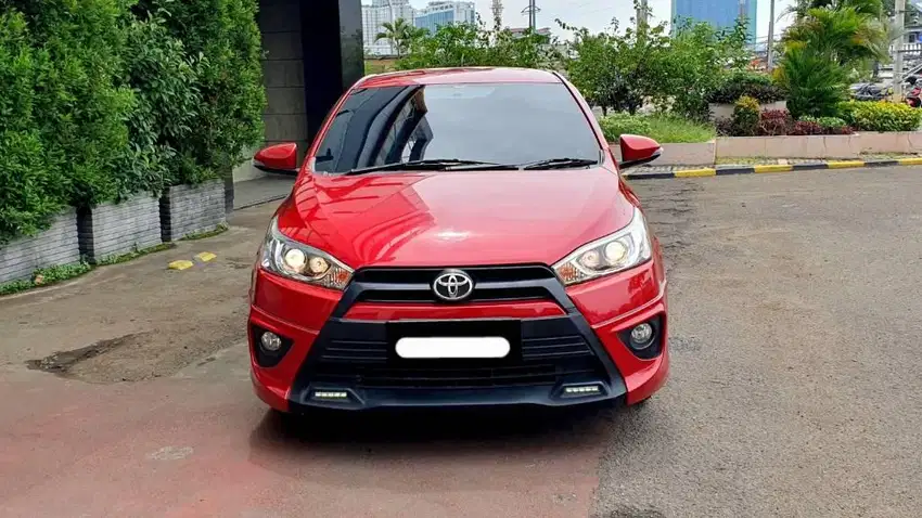 toyota yaris s trd sportivo matic 2015 merah km 65 ribuan pajak panjag