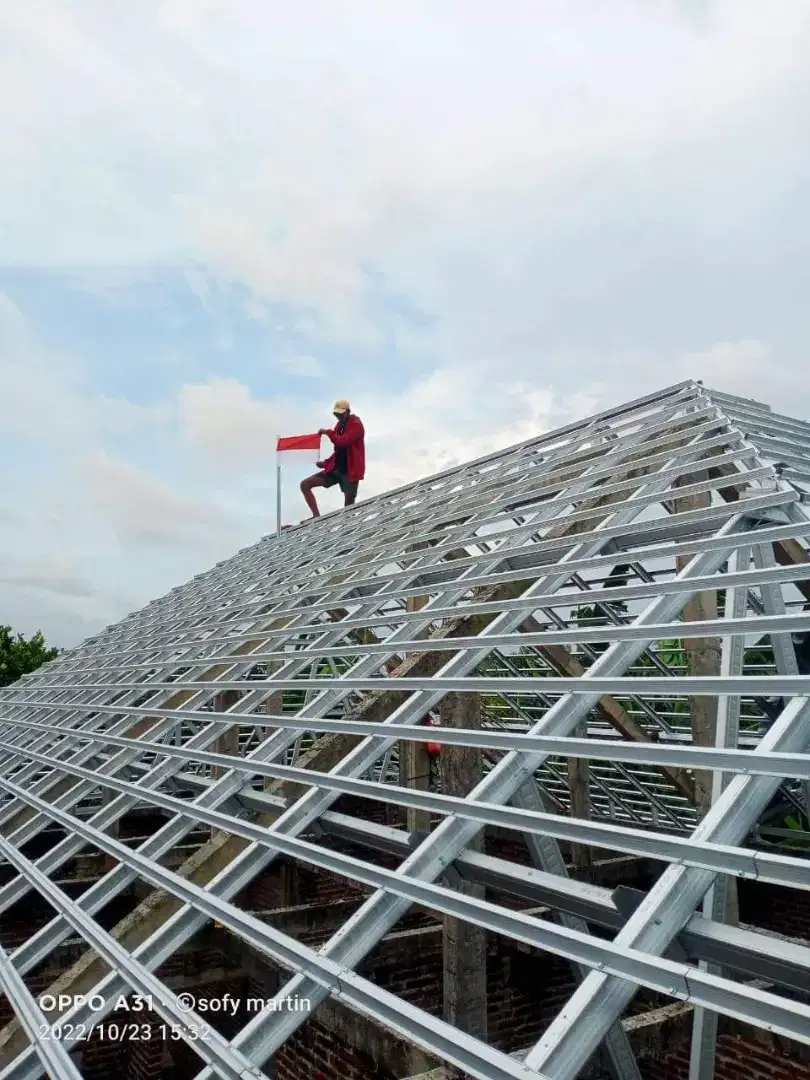 Melayani Pemasangan Rangka Atap Baja Ringan SNI