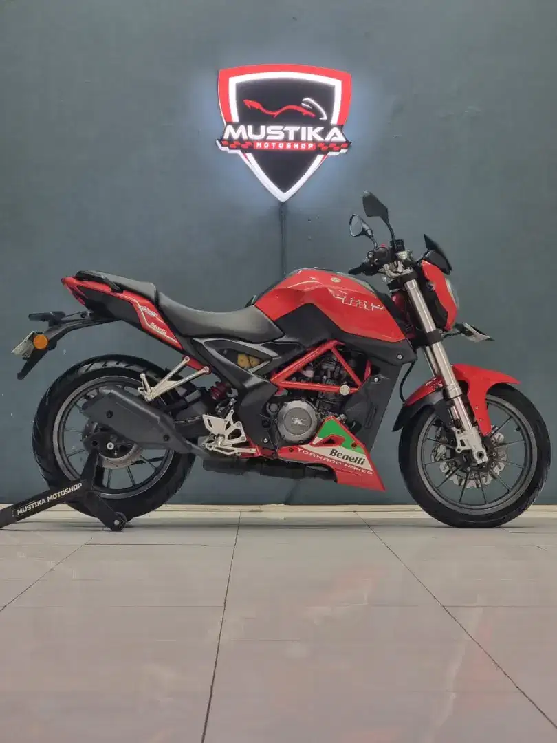 Odo 9rb Simpenan!!Beneli TNT 250cc 2018 Plat Jatim Mulus-Mustika