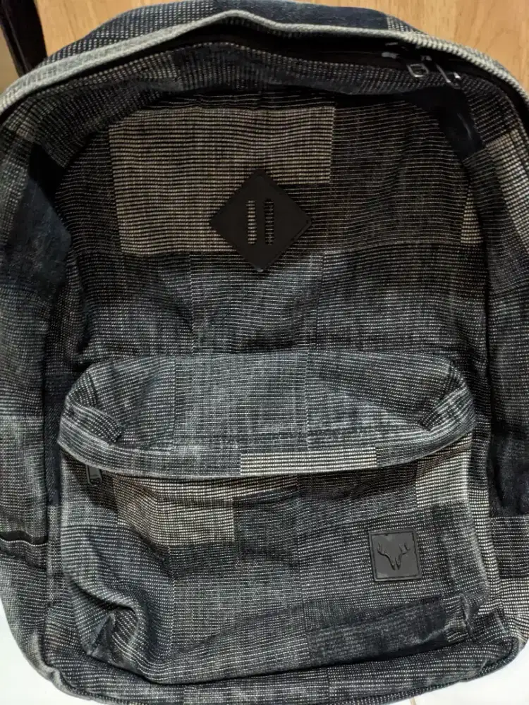 TAS ada slot laptop Denim