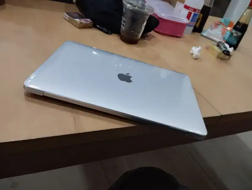 Macbook Air 13 inch, retina, 2018.