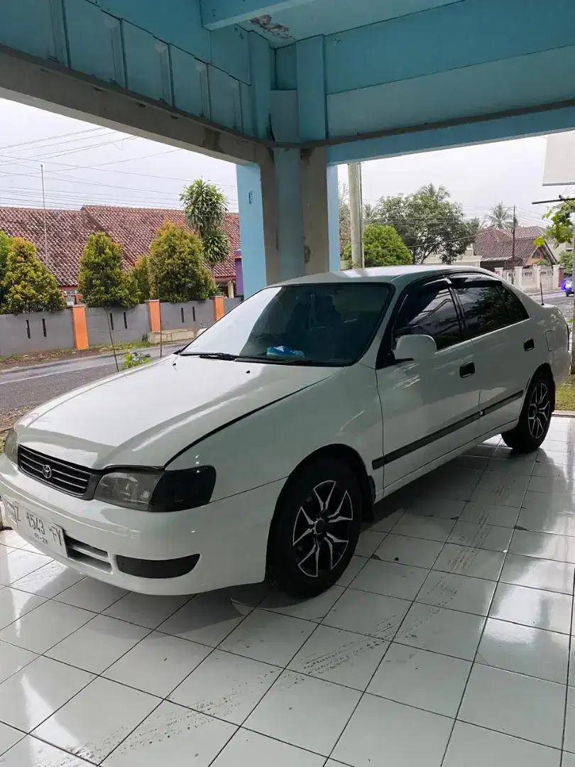 Dijual Mobil Toyota Corona 1996 - Harga Terjangkau!