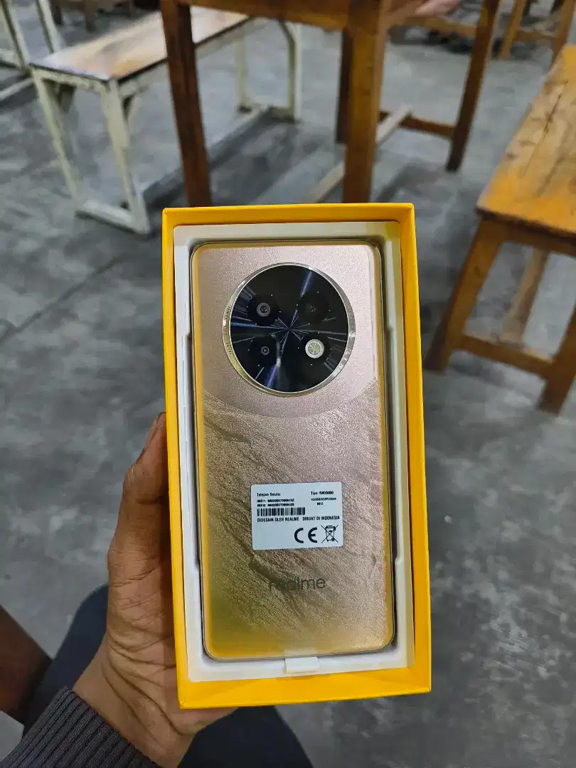 Realme13+ 5G like new