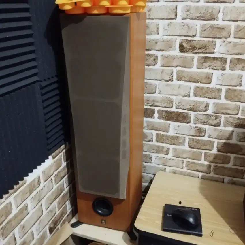 Speaker Yamaha NS-8390 sepasang