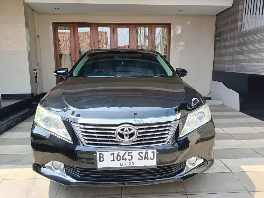 Toyota Camry 2.5 V 2014 Hitam