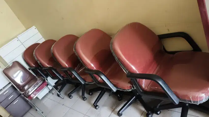 Kursi kantor hydrolik