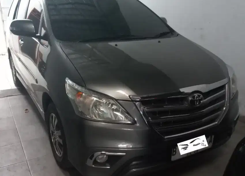 Grand Kijang Innova 2.0 V 2015