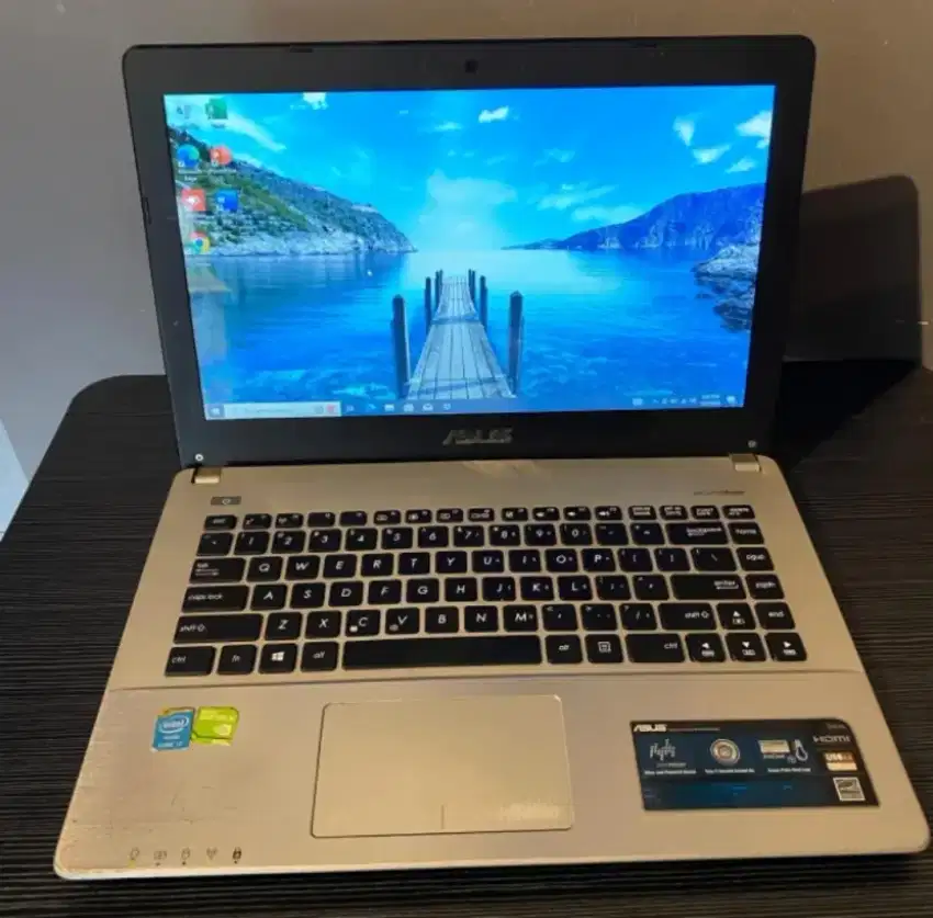 Laptop kencang Asus x450j core i7 -4710hq/RAM 8 SSD 256/Nvidia 940 jos