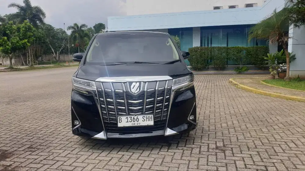 Toyota Alphard 2019 Warna Hitam Matic