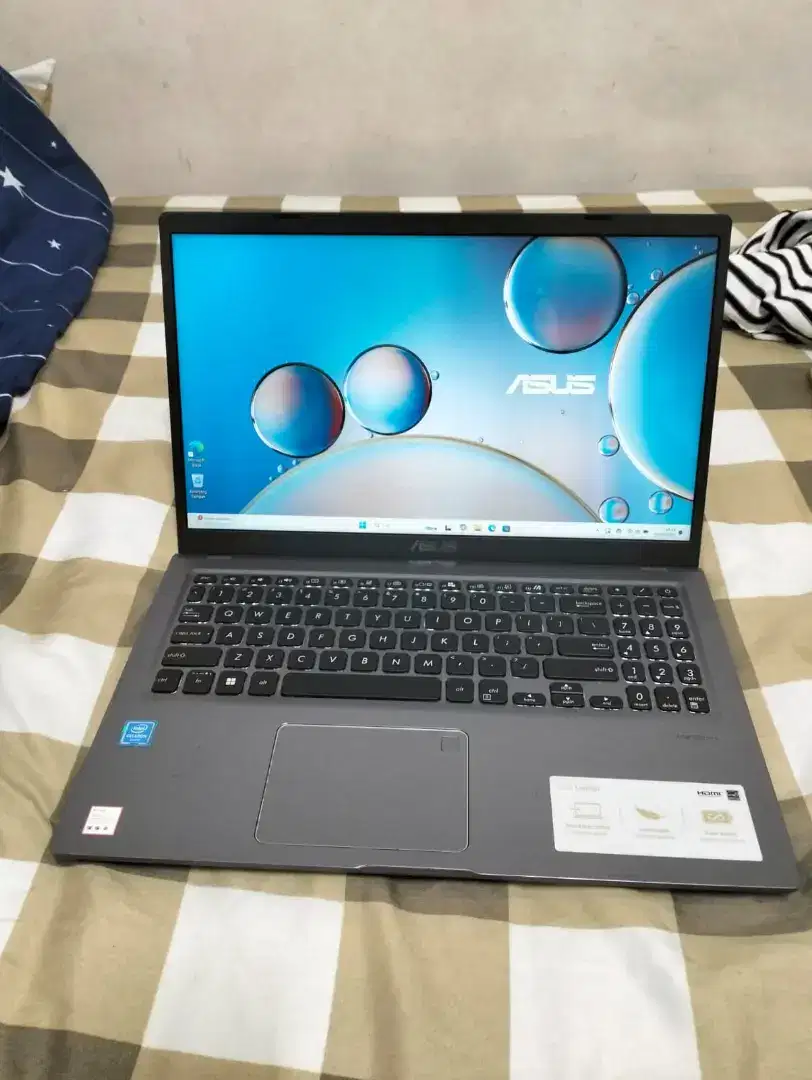 LAPTOP ASUS VIVOBOOK RAM 4 NEGO