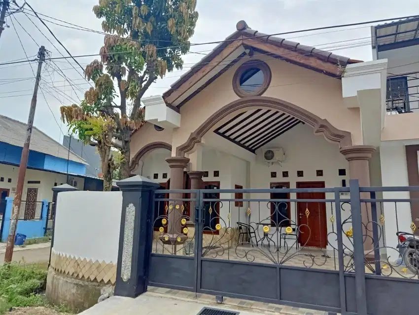 Rumah Hook Siap Huni 2 Lantai di Pusat Kota Karawang