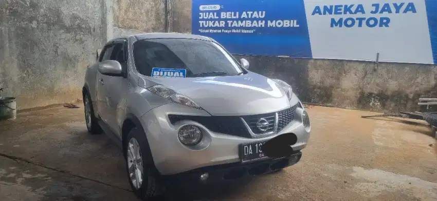 Juke 1.5 RX AT 2012