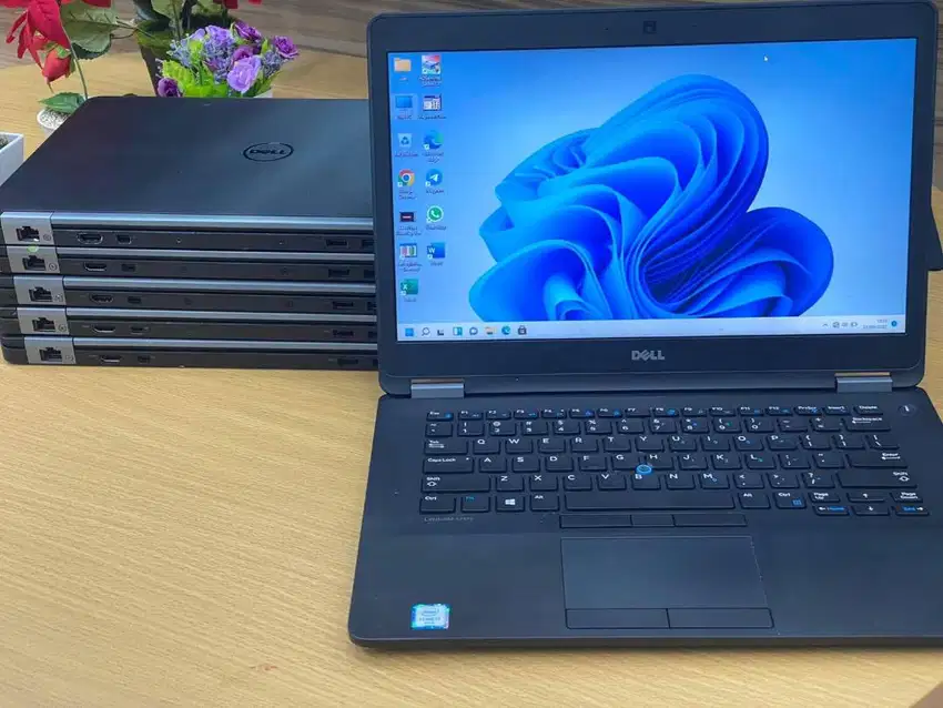 Dell Latitude 7470 corei7 gen6 8GB/256GB  14 inc  DC/NK