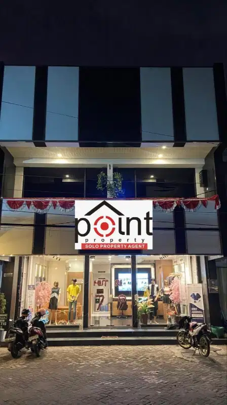 Ruko ex butik lokasi strategis plus furnish mewah