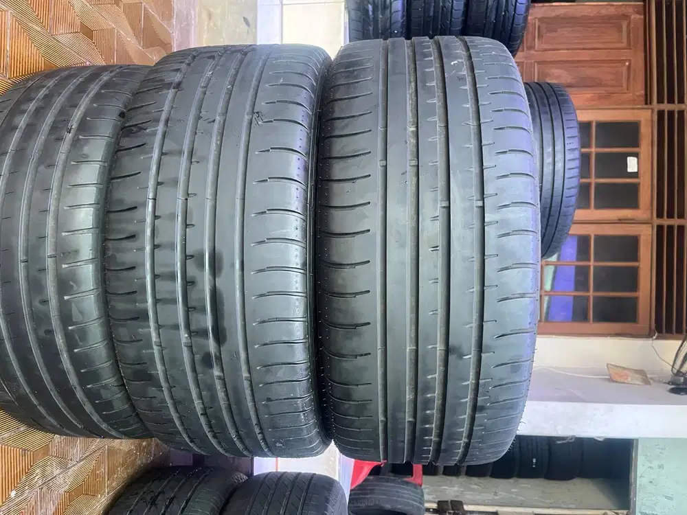 Ban Accelera 245 40 r19 2pcs