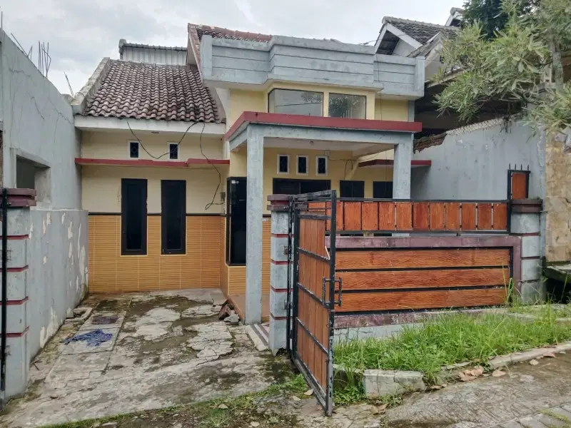 Kontrakan Sewa Rumah 5 Kamar Tidur perumahan