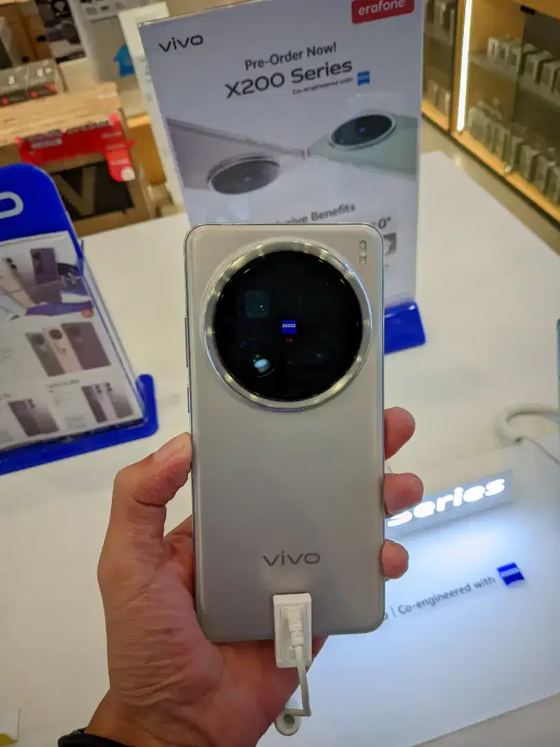 Vivo X200 promo cicilan 0%