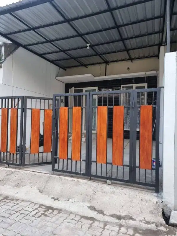 Dijual rumah siap huni, bagus Jl. Bronggalan Sawah