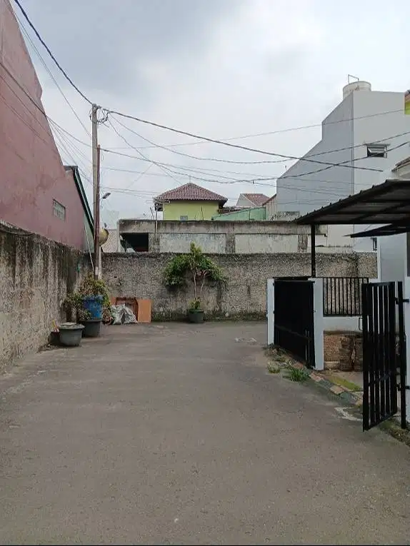 Dijual Rumah di Margonda Depok, Lokasi strategis dengan 3 kamar tidur