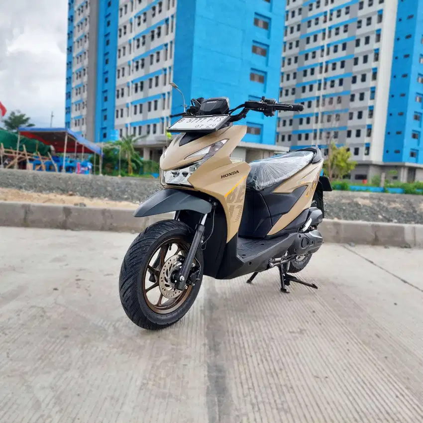 Honda NEW Beat Street ESP (Donat)