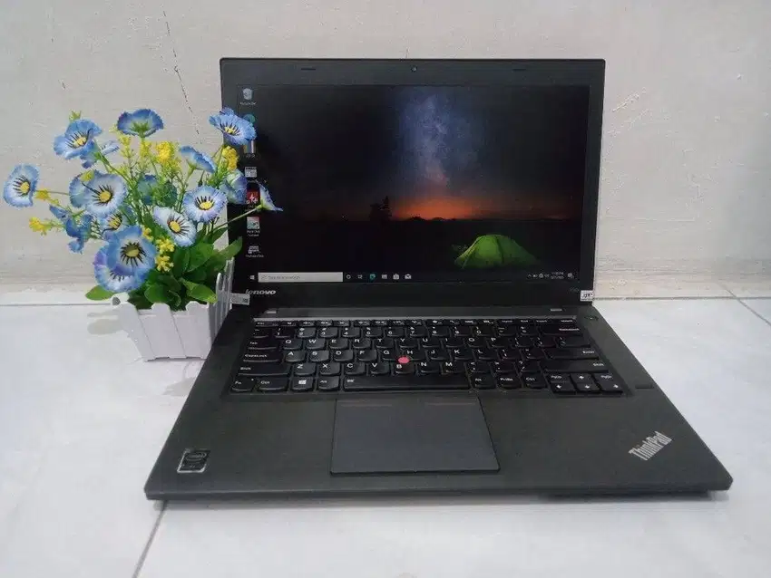 Laptop Lenovo Thinkpad T440 Intel Core i5 Gen 4 Mulus Like New